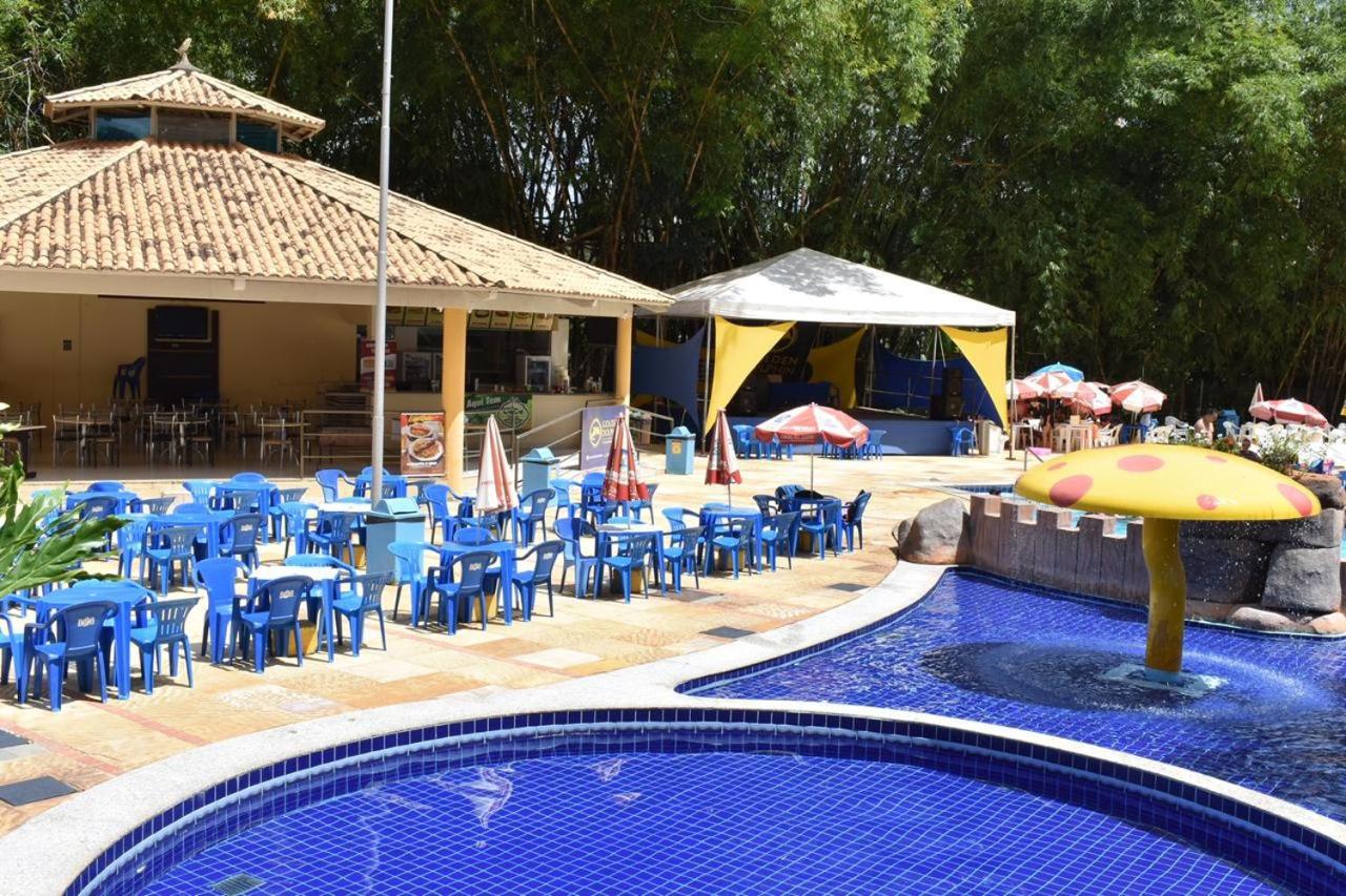 Hotel golden dolphin grand hotel 111 Caldas Novas Buitenkant foto